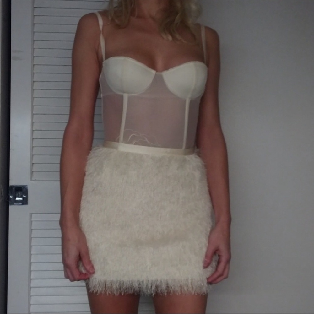 La Senza Rose Ivory Corset - Picture 2 of 3